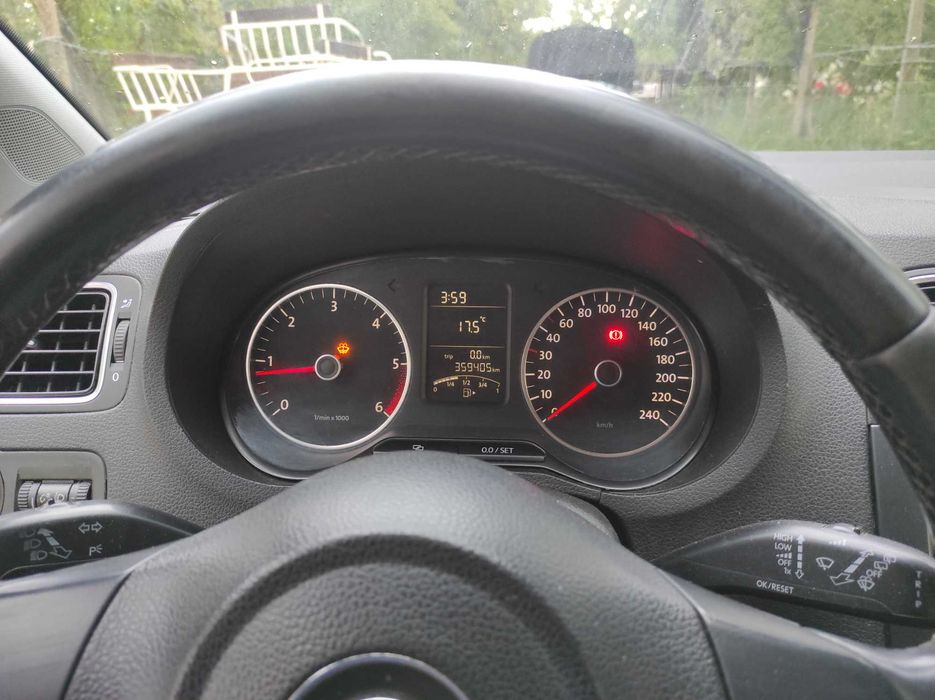 Vw Polo 2011 / 1.6 Tdi / 66kw / Climatronic / Euro 5