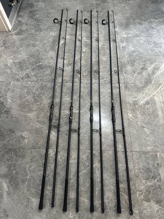 SET 4 Lansete crap FL Ultra Team Carp 3.90m 3.75lb – 2 segmente – noi, în huse