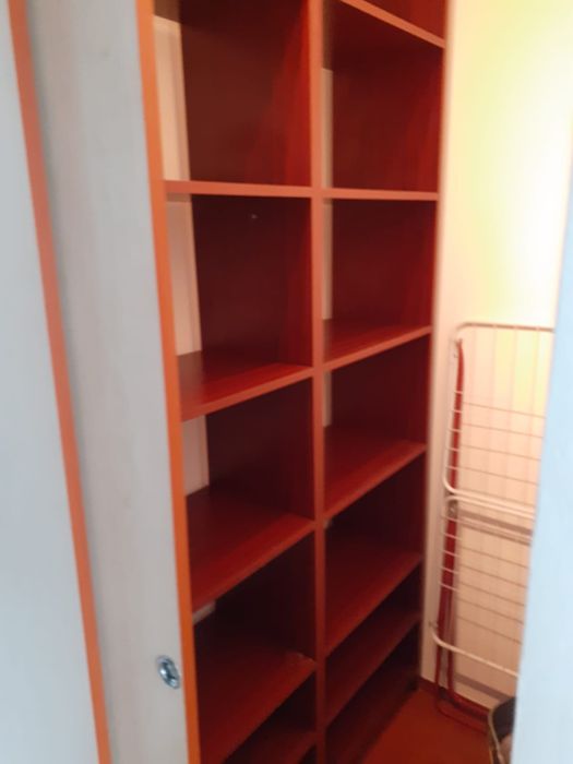 Închiriez apartament cu o cameră
