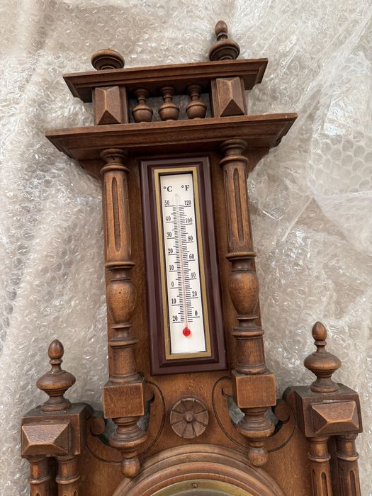 Barometru aneroid de perete, combinat cu termometru