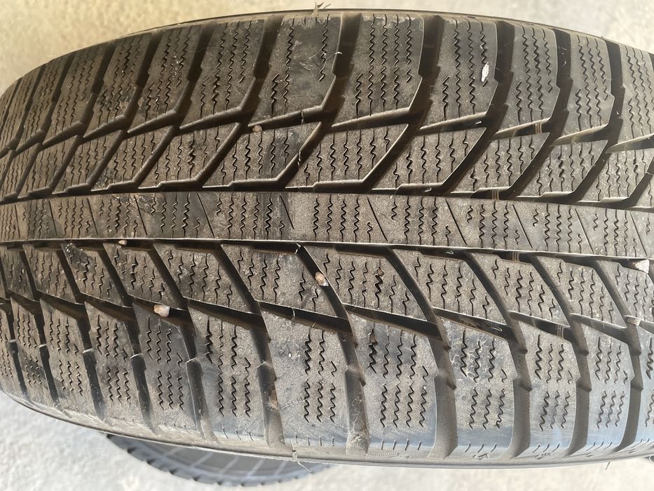 Продам шины-почти новые!