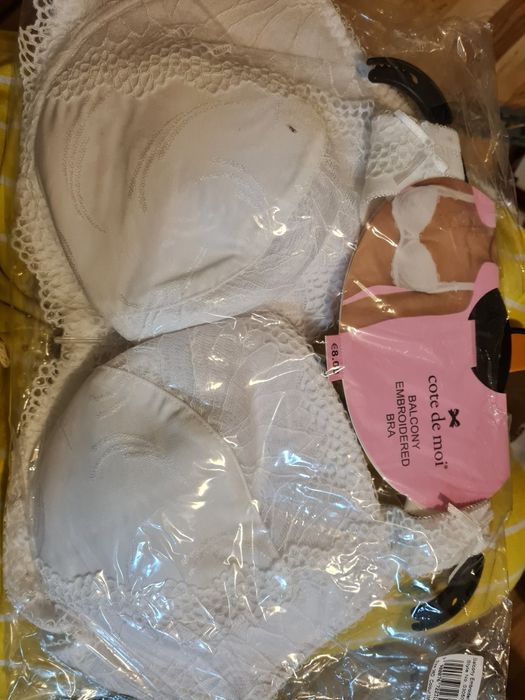 Сутиен, сутиени 2 бр.