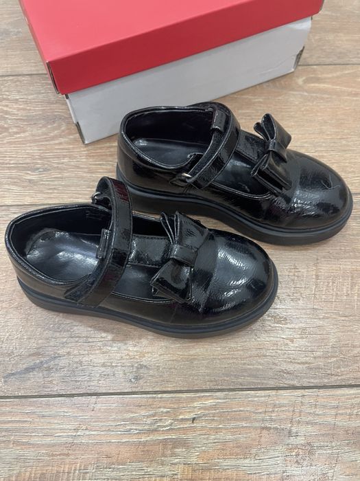 Туфли черные на девочку