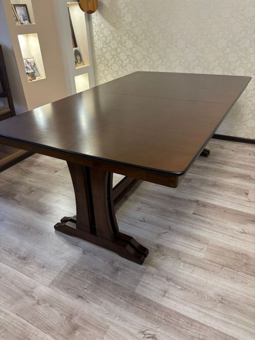 Продам стол в отличном состоянии!