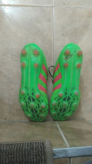Papuci de folbal crampoane de vînzare