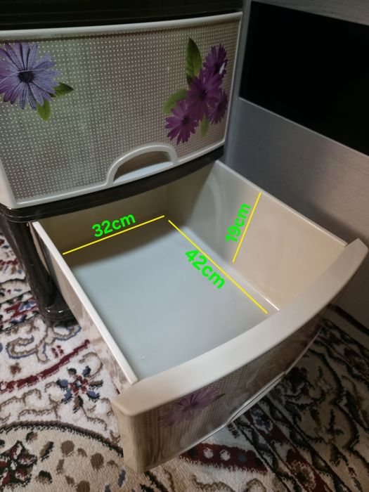 Пластиковый комод на 4 ящика