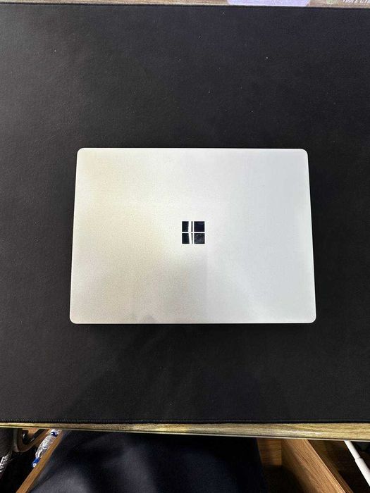 microsoft surface i5-1035u/16/256/12,5