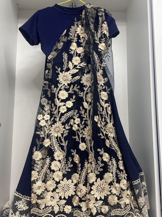 Продам индийский костюм