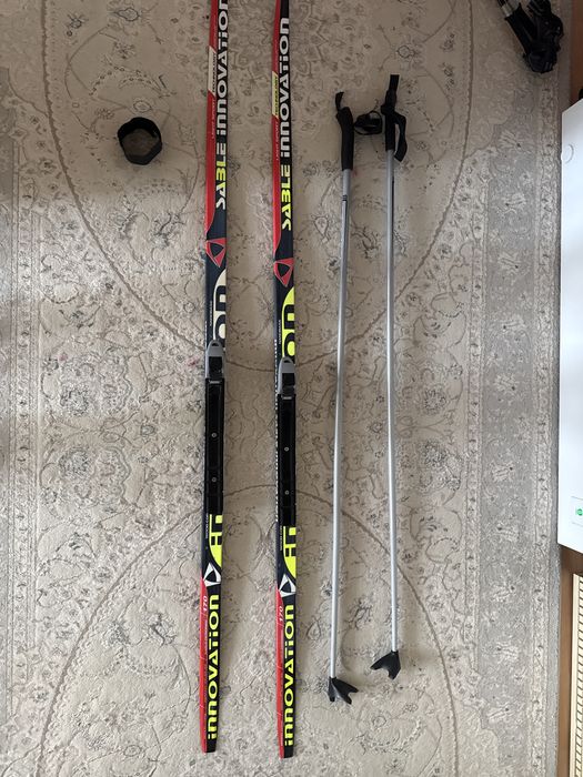 Продам лыжи ,в идеальном состоянии