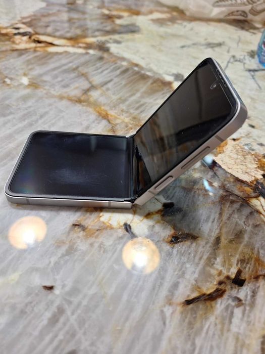 Samsung  Z flip 6 512gb