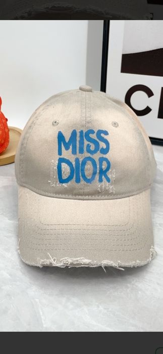 Șapcă Christian Dior, model 2026, 5 modele