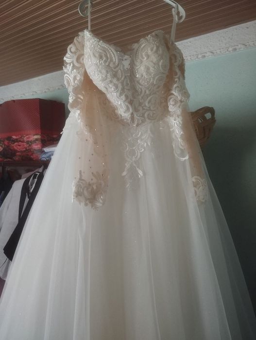Rochie mireasă purtata
