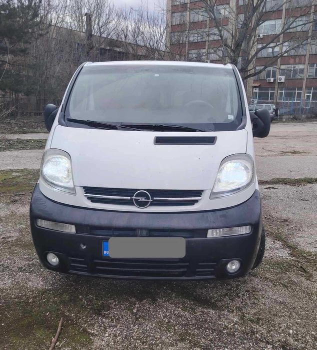 Opel vivaro 1.9 дизел макси база