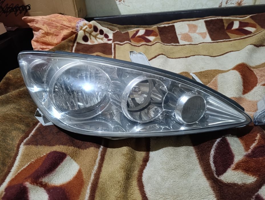 Фары на Тойота Камри 35 европеец