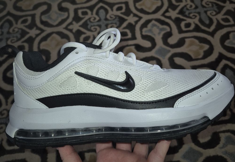 Adidași Nike Air Max Ap