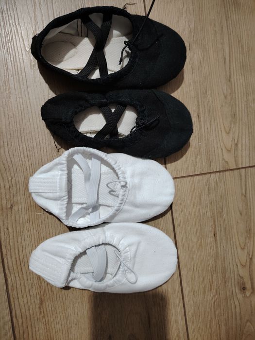 Продам  балетки (чешки)