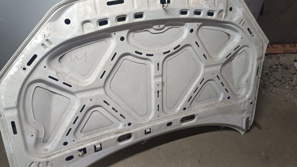 Капот на ладу калина гранта