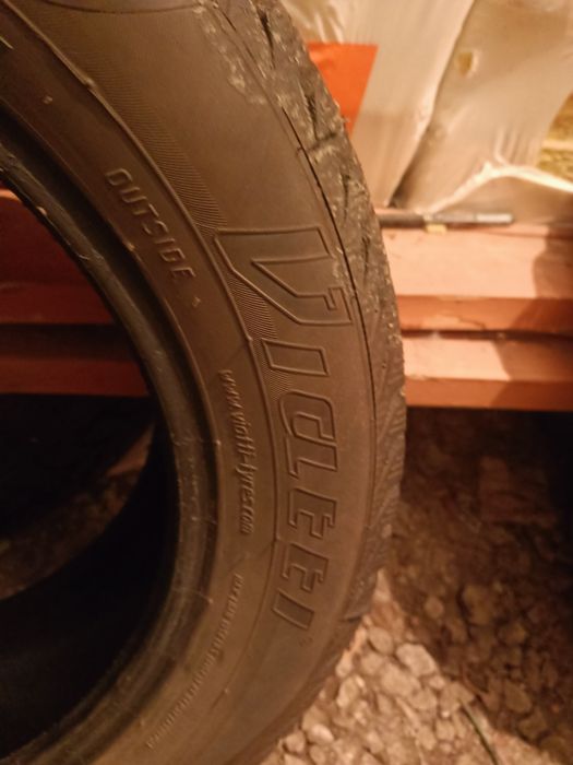 Продам шины на 205/65 r16