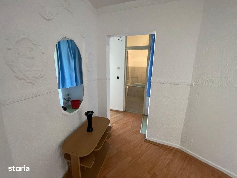 Apartament 2 camere, balcon, Cugir