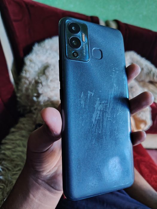 Infinix hot 12 play