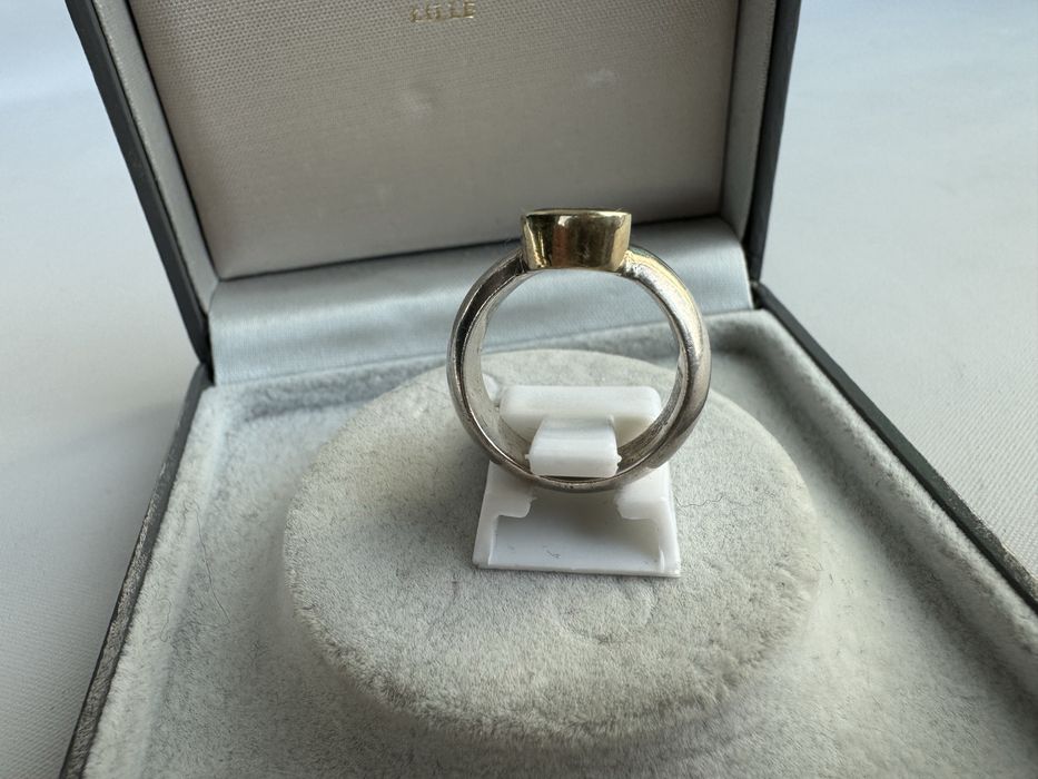 Inel din argint si peridot