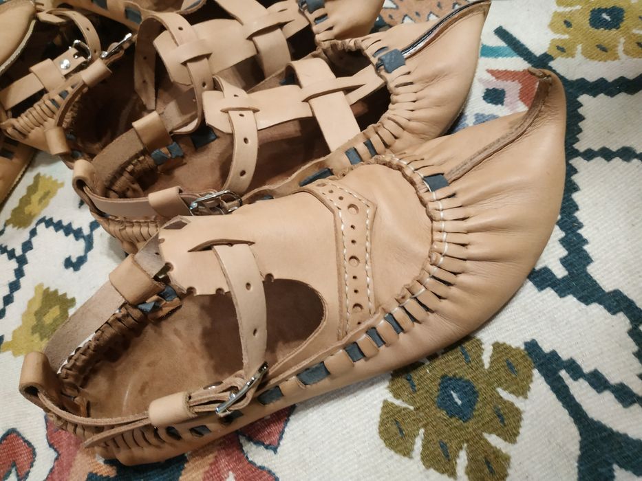 Цървули капаклии, затворени цървули за народна носия