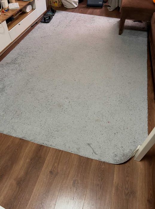 Отдам бесплатно ковер