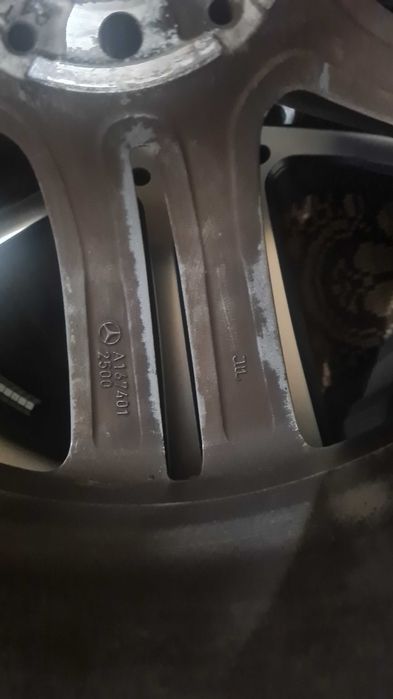Оригинални джанти Mercedes GLE 20”