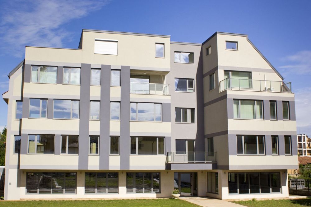 136 кв.м офис с до 8 паркоместа – open space, подово отопление, топ с