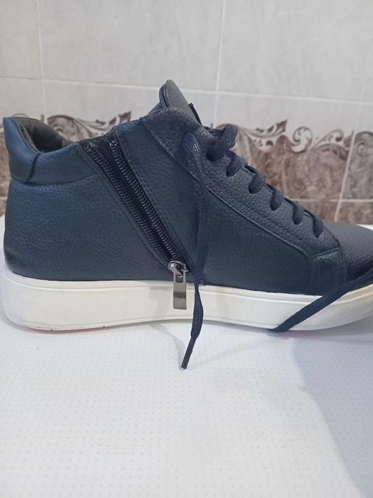 sneaker boots.Қысқы аяқткиім