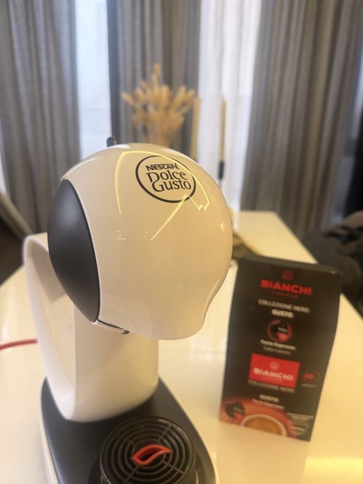 Кафемашина Nescafe Dolcе gusto+ капсули