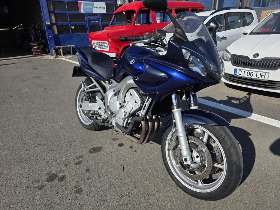 Vând Yamaha FZ6 600cm 98cp