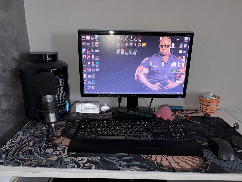 Геймърски компютър MSI 1070 8gb Цял сетъп