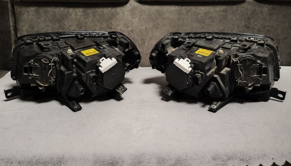 Фарове за BMW X3 E83