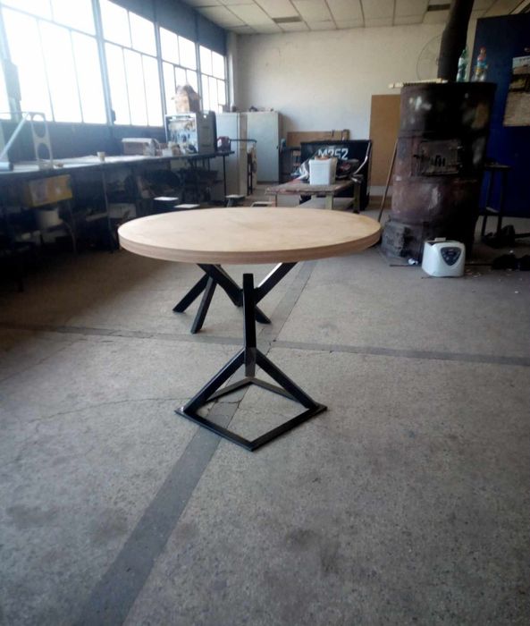 Обзавеждане на заведения и барове -бар маси , столове , трапезни маси