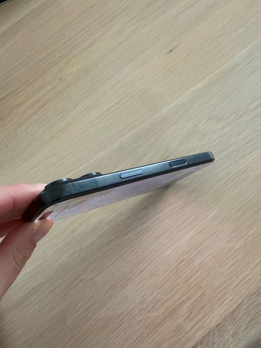 Vand Iphone 16 PRO 512GB