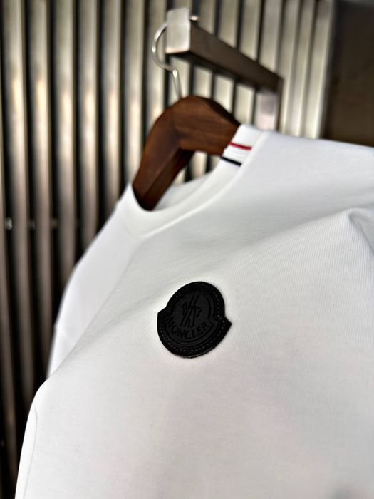 Мъжки тениски различни модели