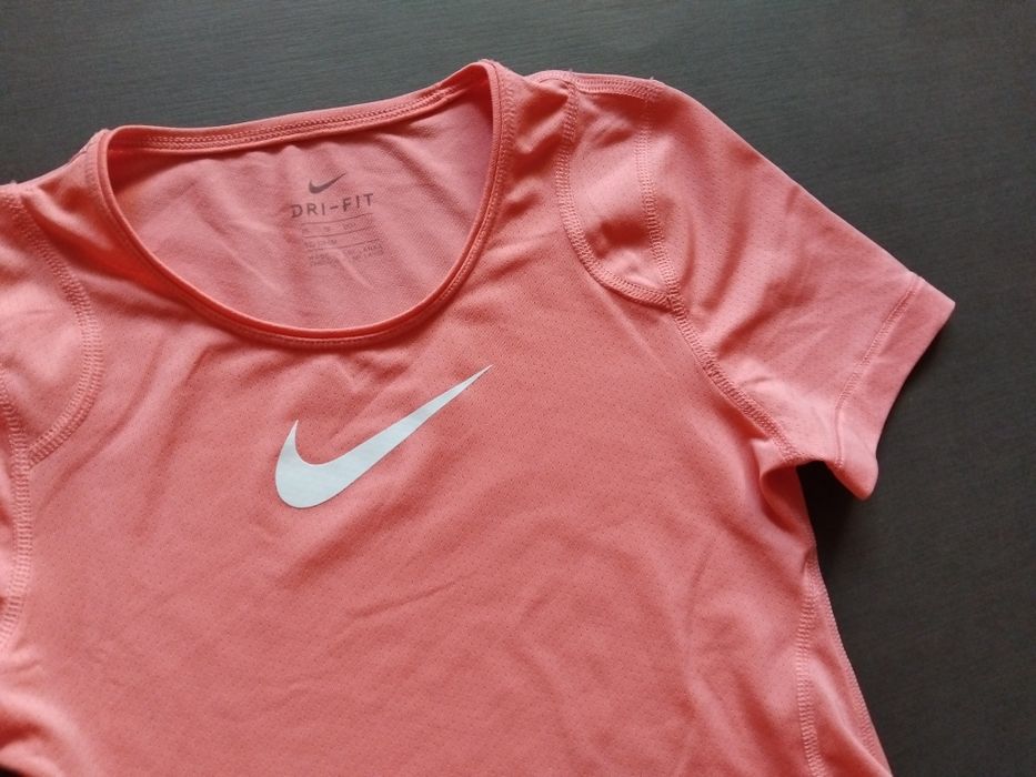 Nike -122-128 детска тениска