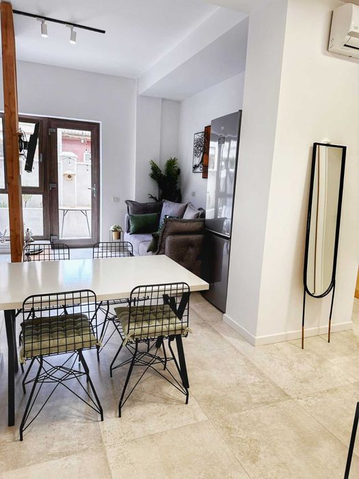 Apartament cu Gradina de inchiriat Brazda  loc parc electric bloc nou