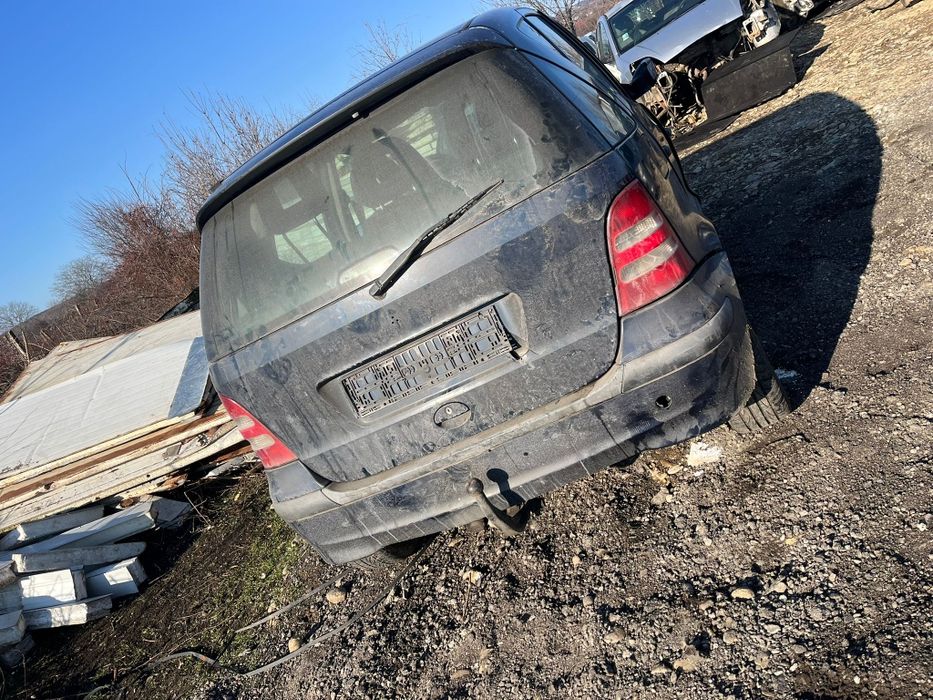 Dezmembrez Mercedes A class 1.6i
