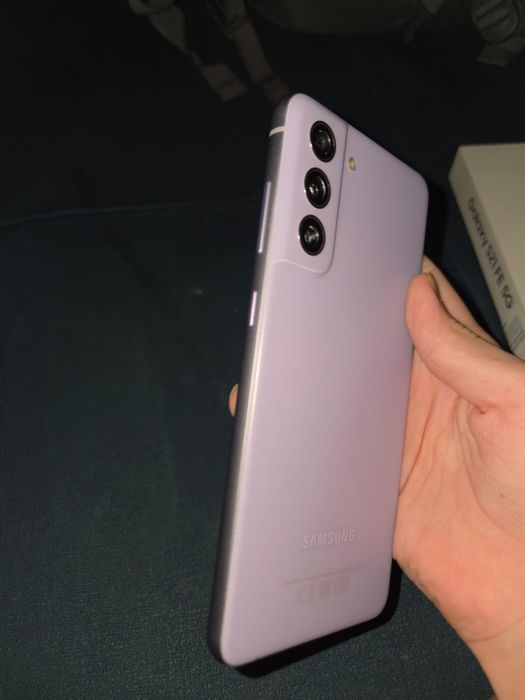Samsung s 21 fe с коробкой