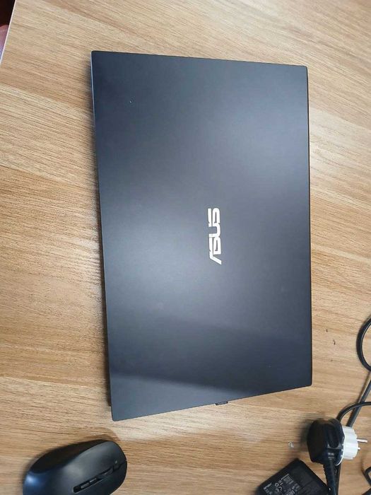 Asus ExpertBook 15