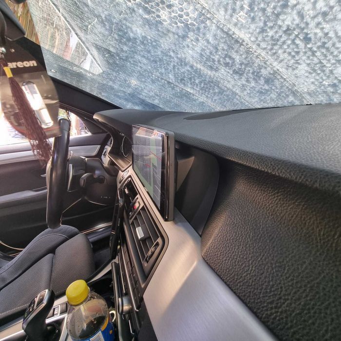 Navigatie android 8GB BMW f10  Waze YouTube