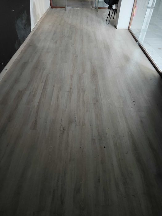 Срочно продам таркет 24м2