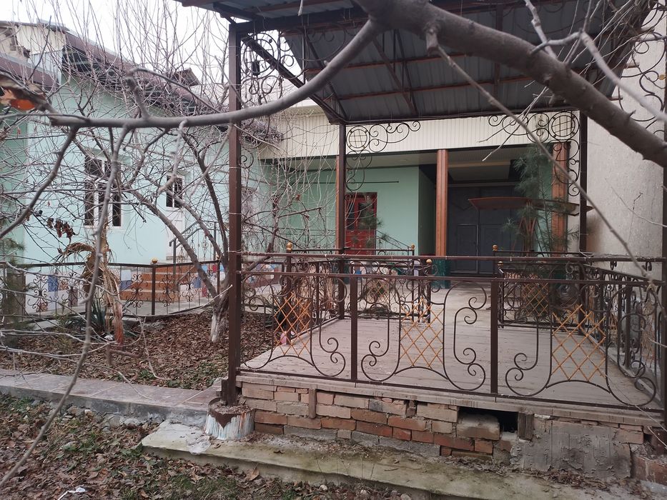 Уй 5 сотикли машина бозор йонида Навои вилояти Хатирчи тумани