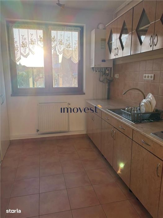 De inchiriat: Apartament cu 2 camere in zona Centrala
