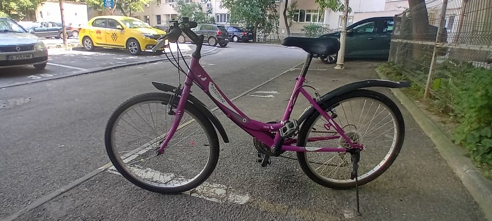 Bicicleta fete..