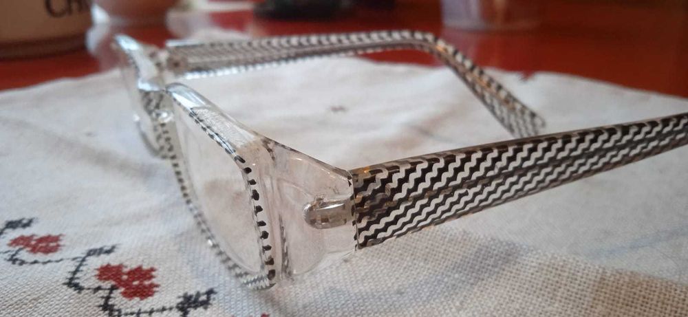 Оправа. Очки для зрения