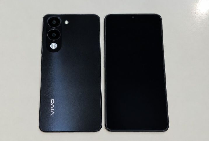 Обмен 2 Vivo U04 на iPhone