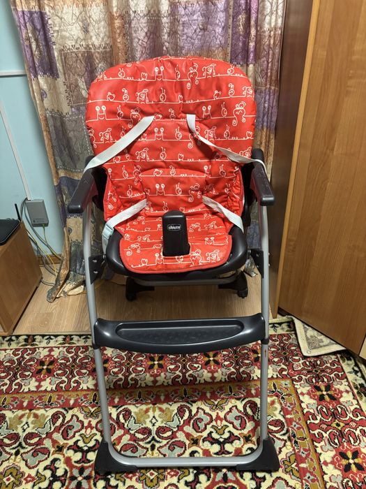 Стульчик для кормления Chicco